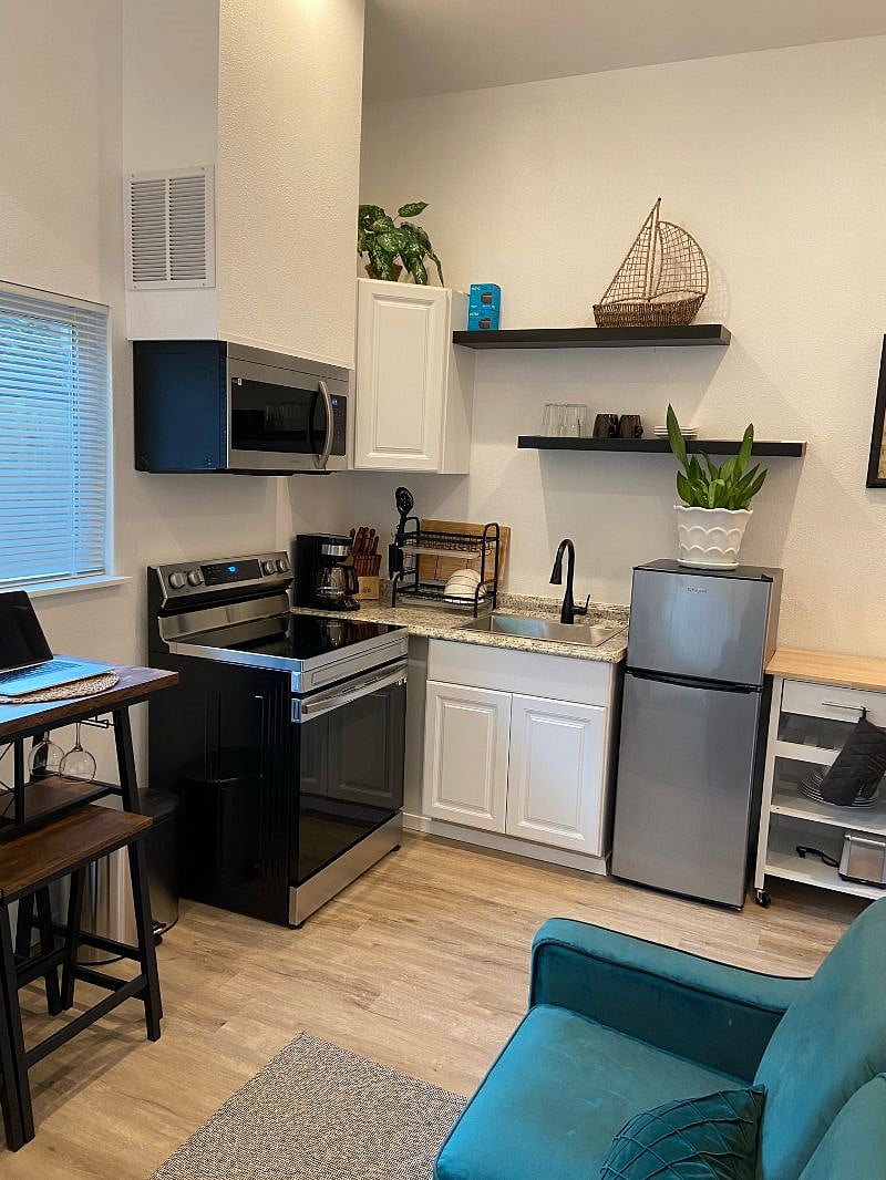 Furnished Finder property 449299_1 photo 7