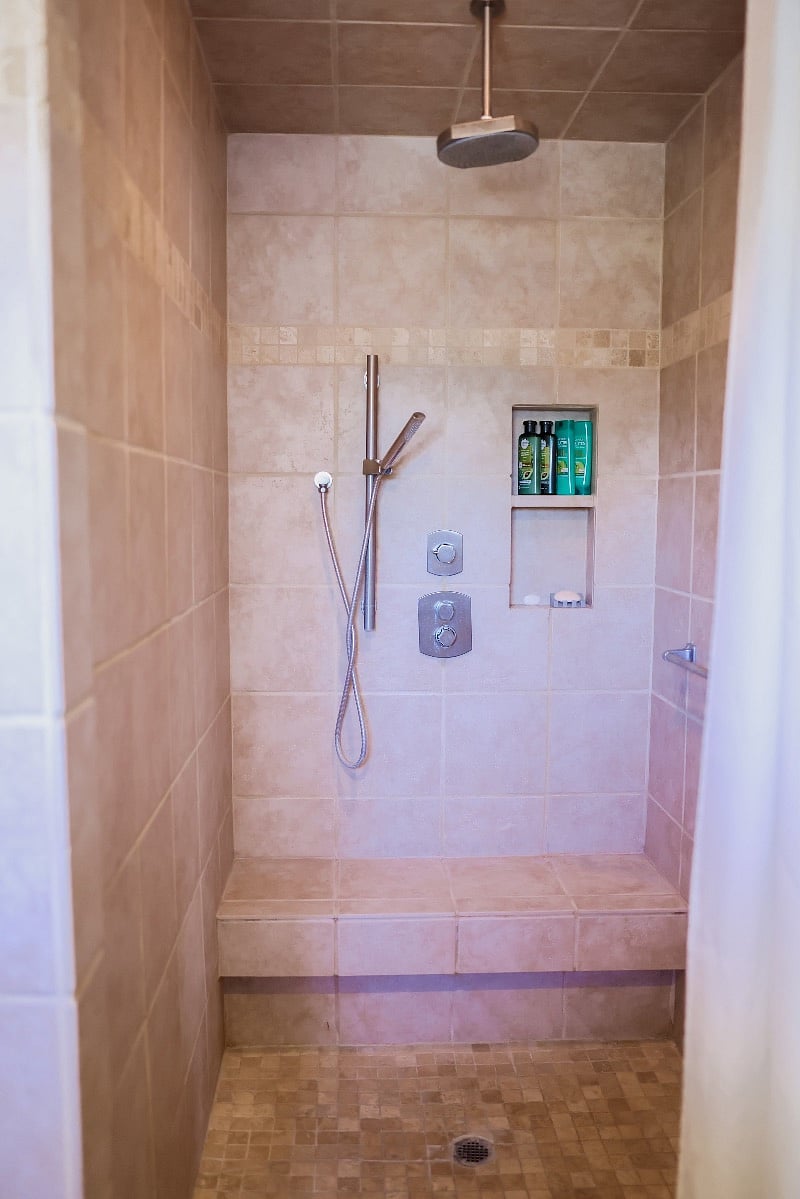 Large Shower with safety handle