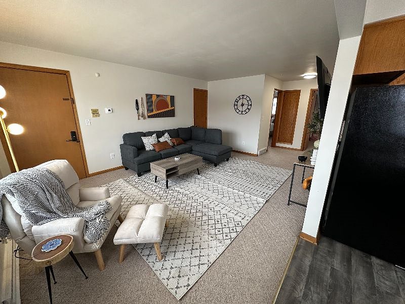 Furnished Finder property 449319_3 photo 3