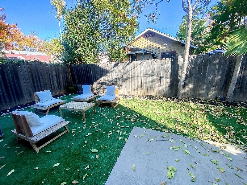 Furnished Finder property 449330_1 photo 21