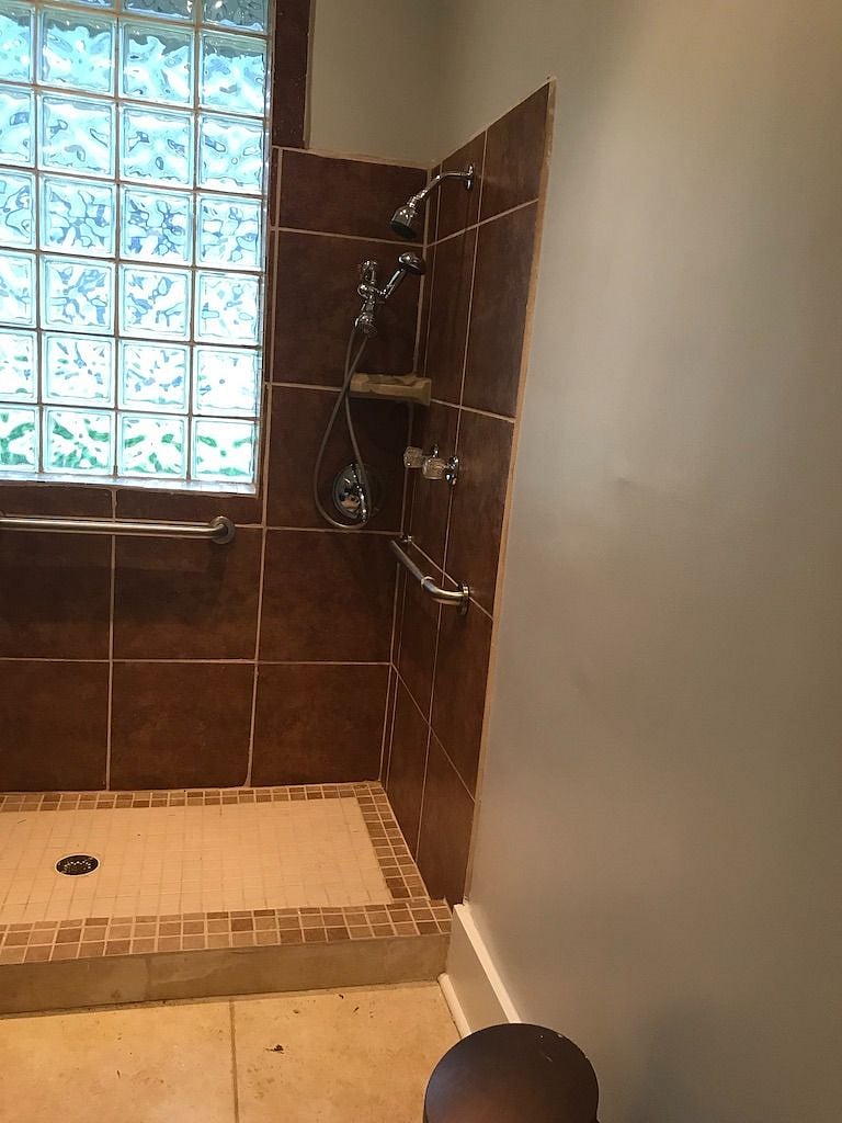 Furnished Finder property 449341_1 photo 9