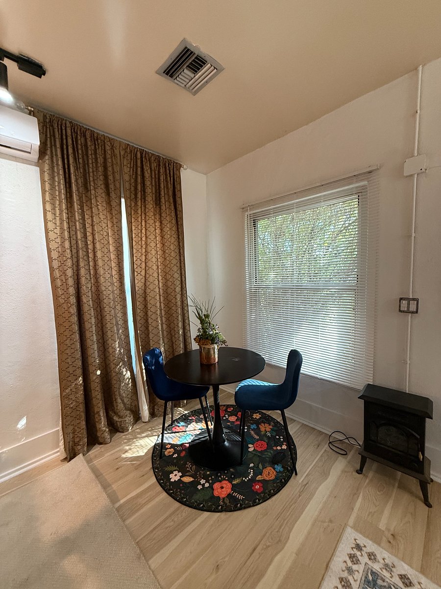 Furnished Finder property 449353_1 photo 4