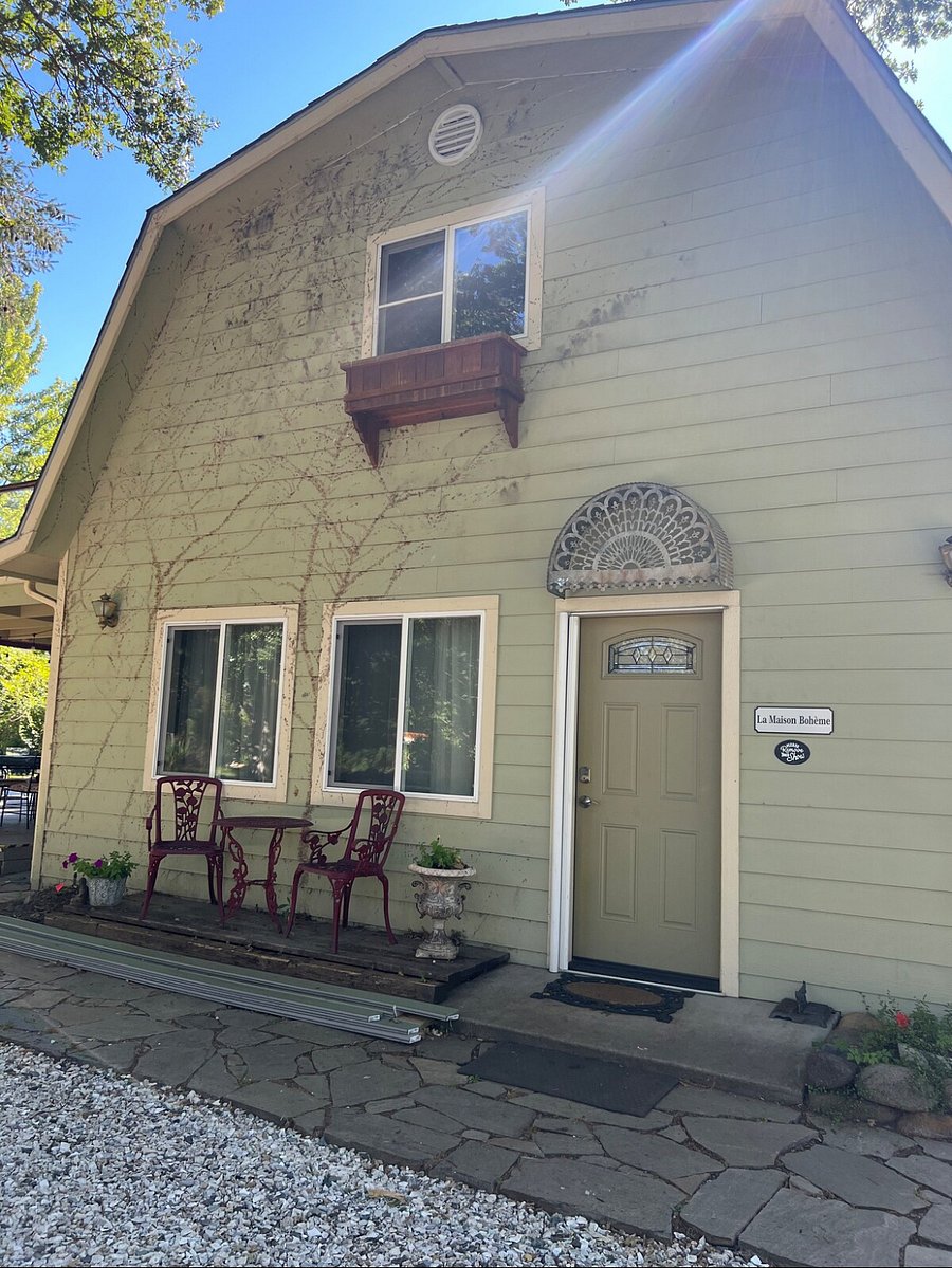 Furnished Finder property 449367_6 photo 15