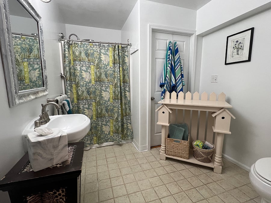 Furnished Finder property 449367_6 photo 13