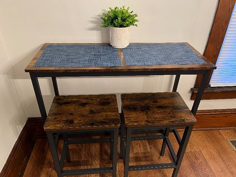 Kitchen table nook