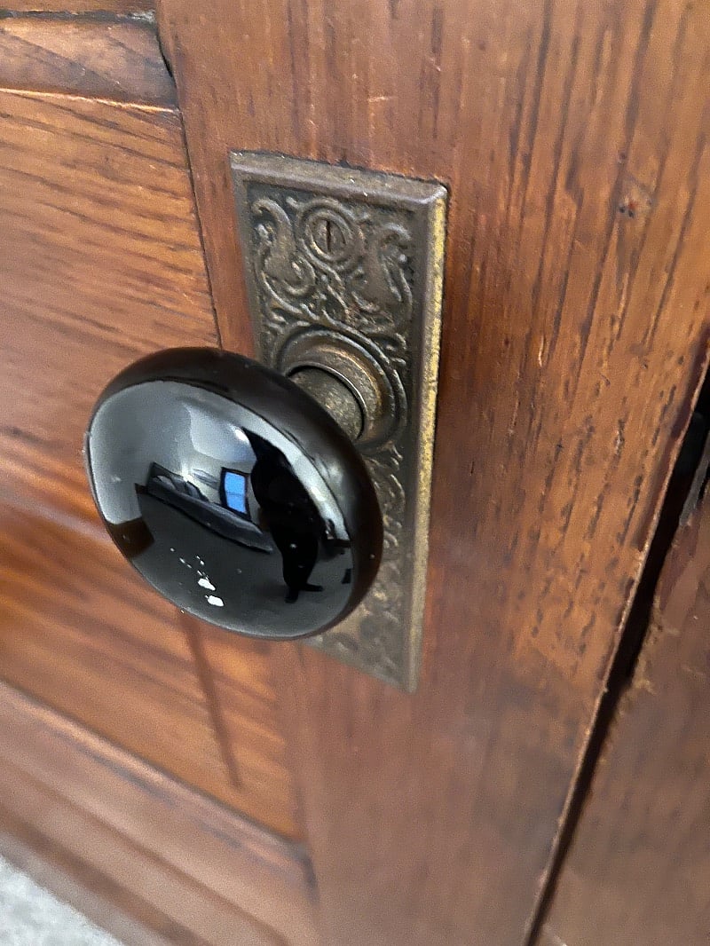 Charming details throughout