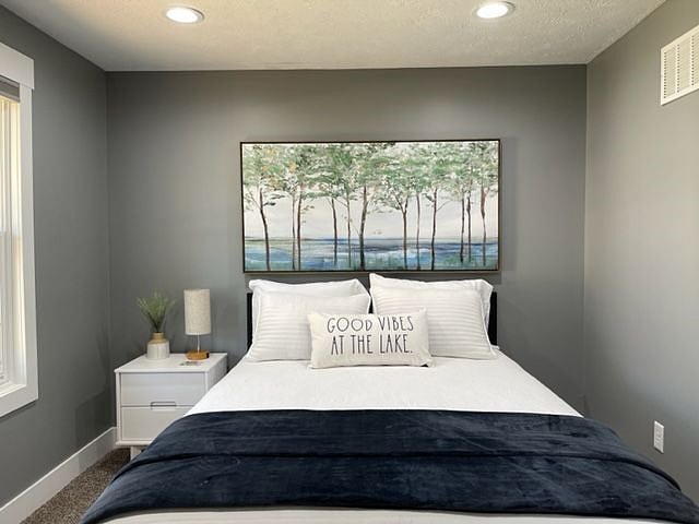 Queen bed