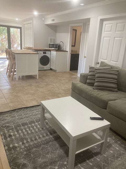 Furnished Finder property 449509_1 photo 6