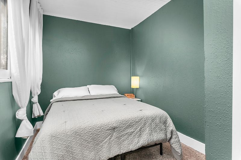 Furnished Finder property 449530_1 photo 17