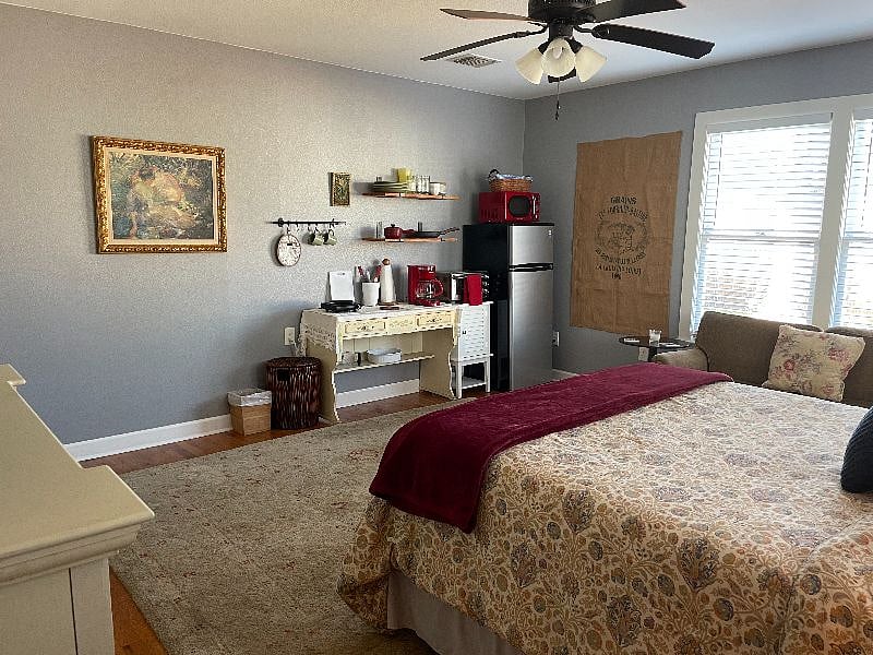 Furnished Finder property 449590_2 photo 5