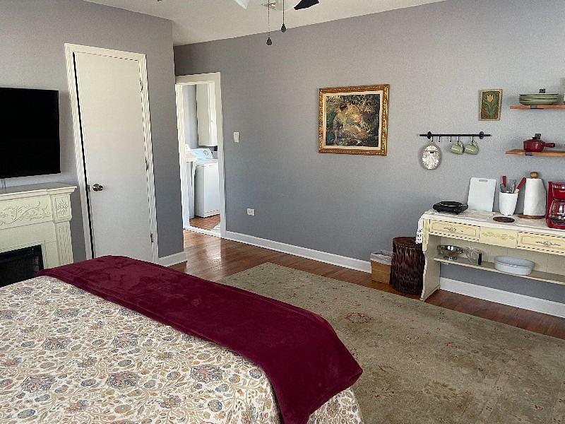 Furnished Finder property 449590_2 photo 10