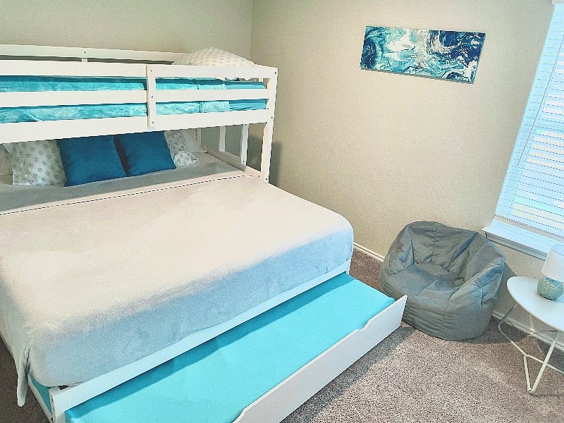 Bedroom 3
2-twin beds
1-King bed
