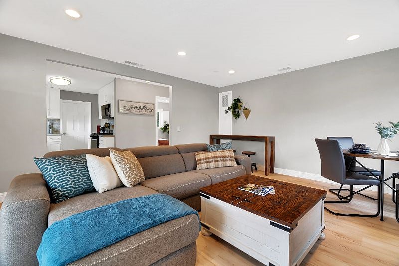 Furnished Finder property 449615_1 photo 13