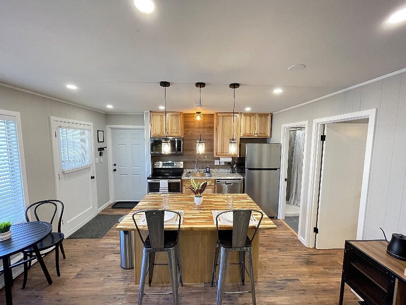 Furnished Finder property 449790_1 photo 4