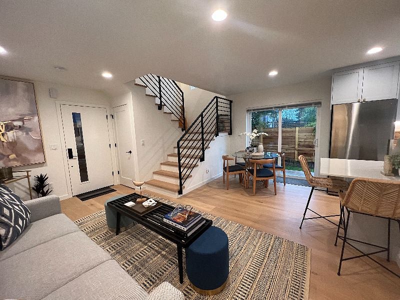 Furnished Finder property 449796_1 photo 9