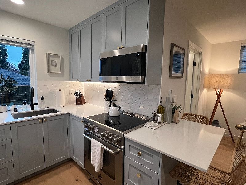 Furnished Finder property 449796_1 photo 11