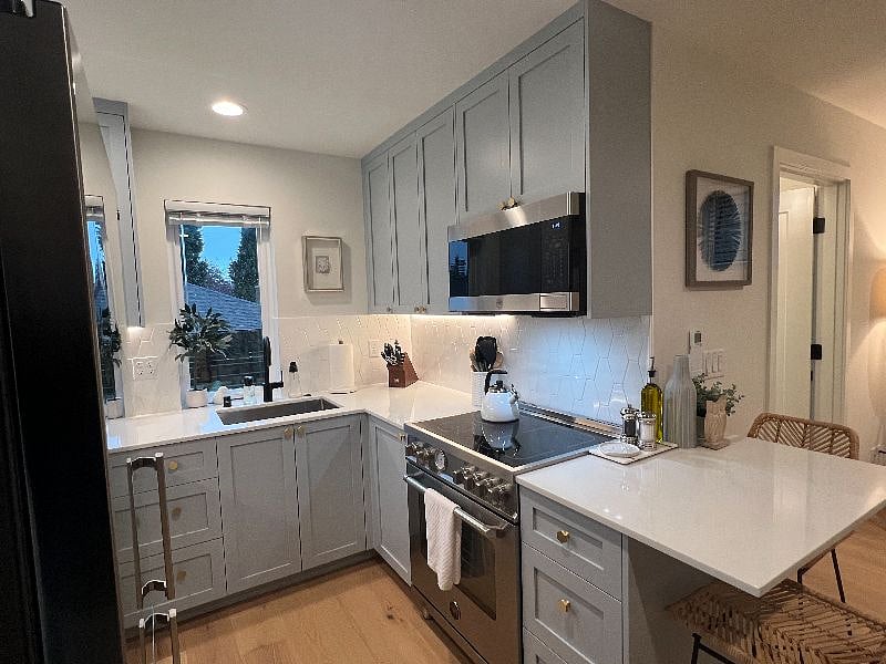 Furnished Finder property 449796_1 photo 12
