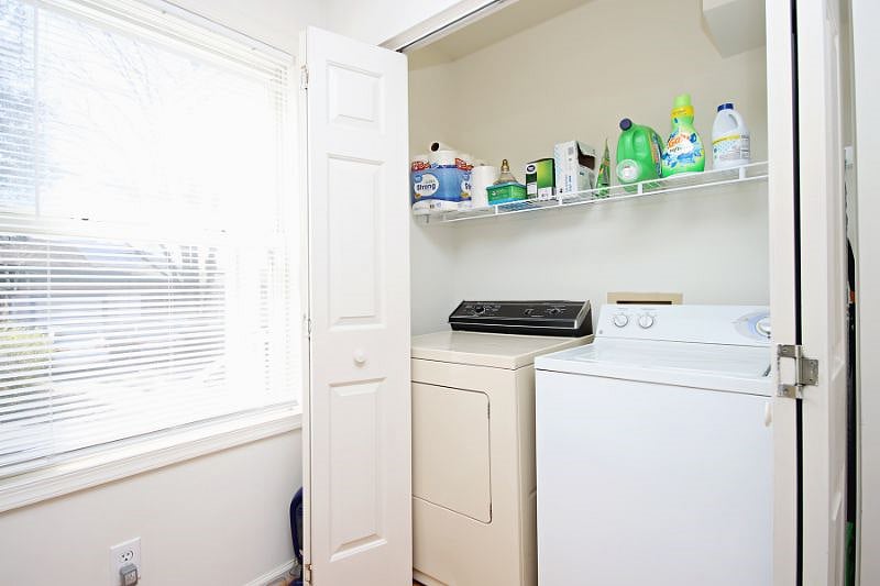 Furnished Finder property 449837_1 photo 13
