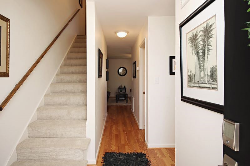 Furnished Finder property 449837_1 photo 3
