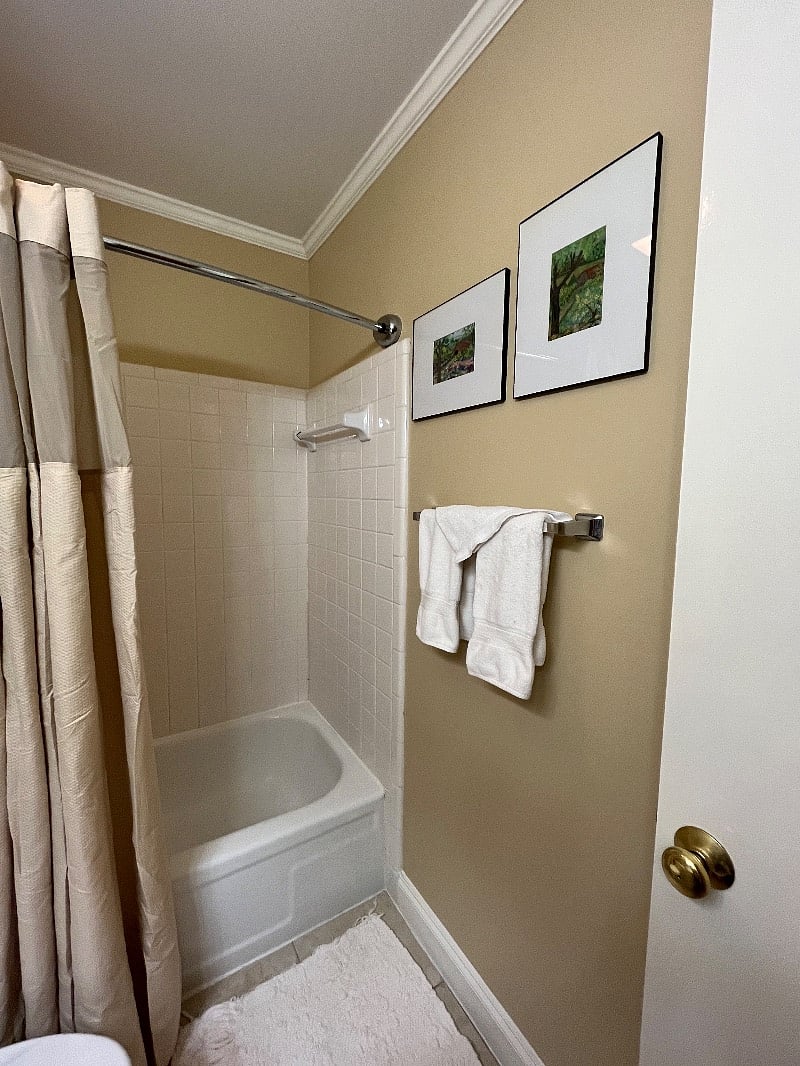 Second Bathroom-Upstairs