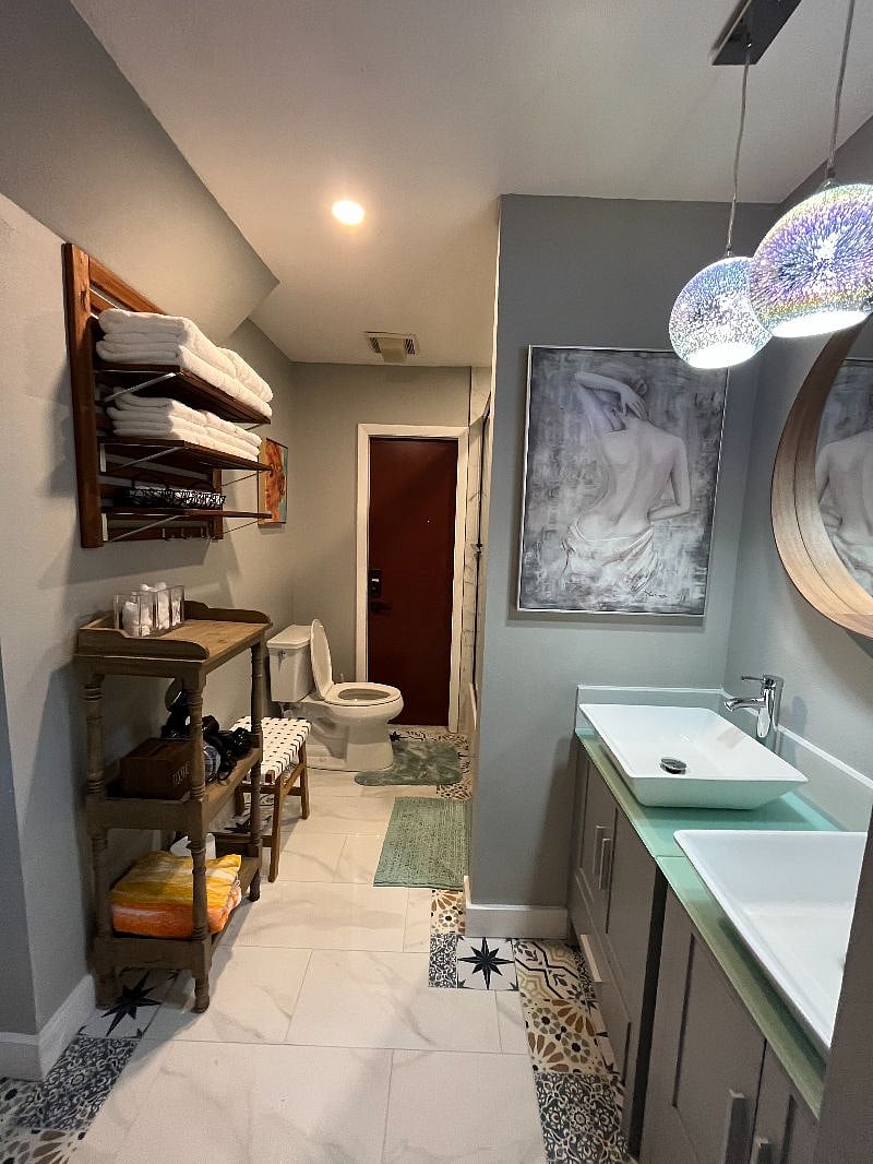 Furnished Finder property 450011_1 photo 15