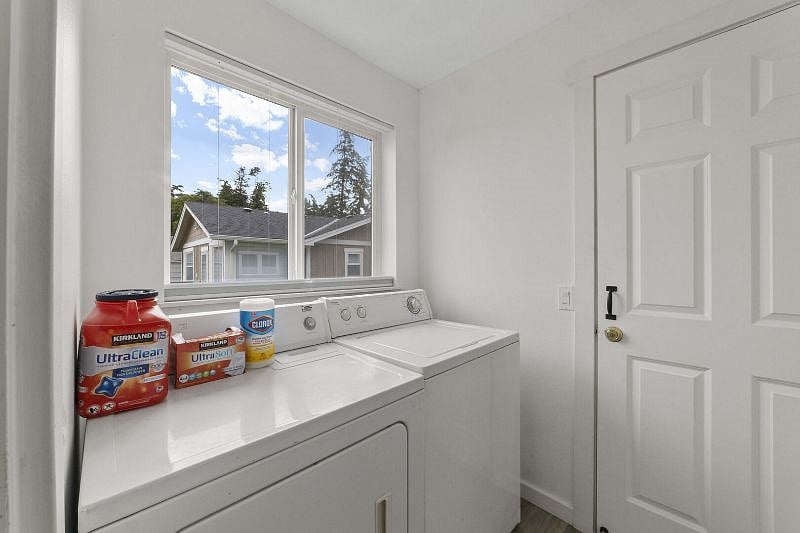 Furnished Finder property 450024_1 photo 27