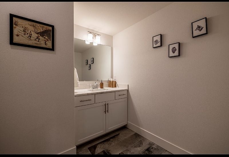 Furnished Finder property 450025_1 photo 20