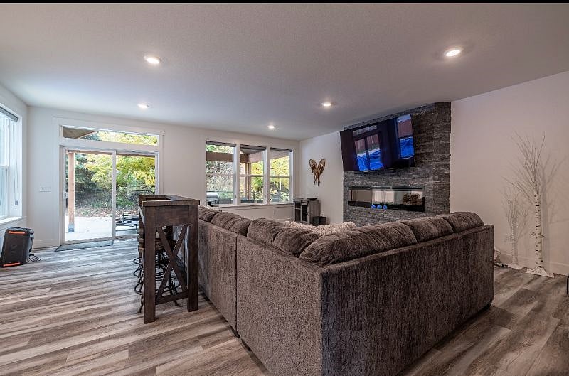 Furnished Finder property 450025_1 photo 12