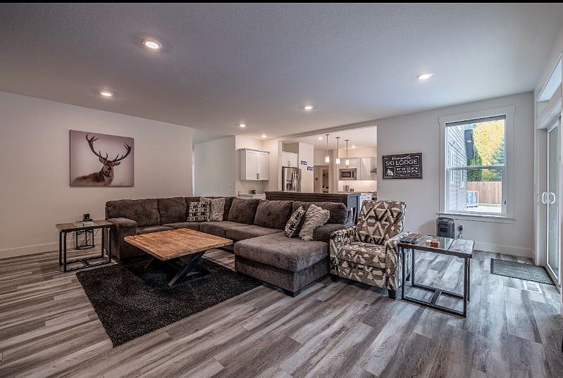Furnished Finder property 450025_1 photo 16