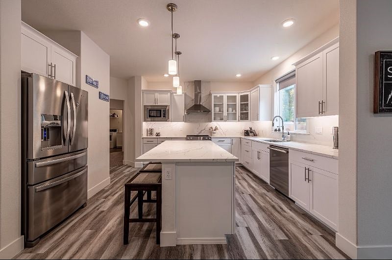 Furnished Finder property 450025_1 photo 18