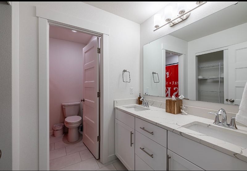Furnished Finder property 450025_1 photo 27