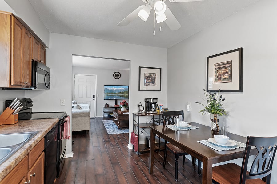 Furnished Finder property 450036_2 photo 4