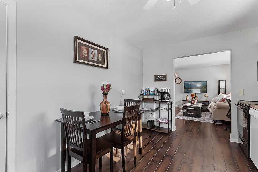 Furnished Finder property 450036_3 photo 4