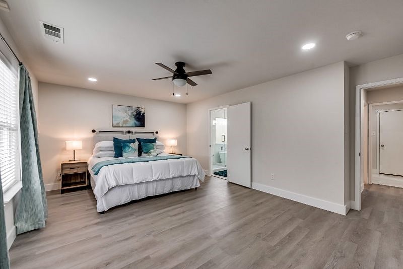 Furnished Finder property 450101_1 photo 12