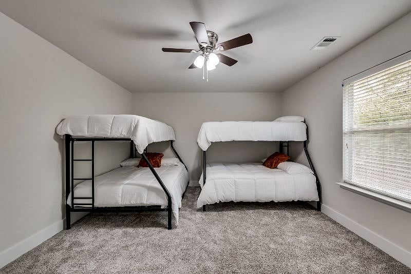 Furnished Finder property 450101_1 photo 16