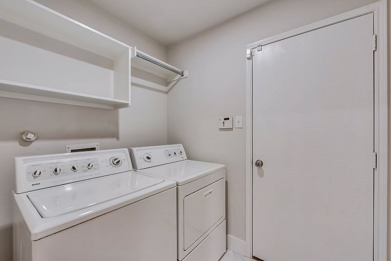 Furnished Finder property 450101_1 photo 23