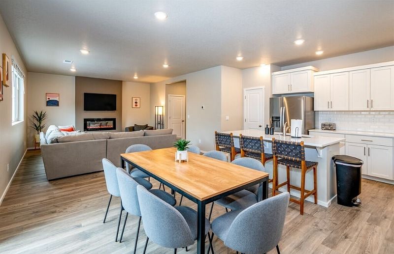 Furnished Finder property 450164_1 photo 11