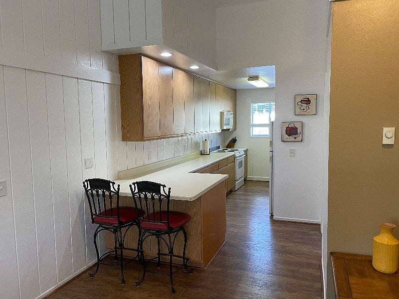 Gap 1 Bedroom 1 Bath Full kitchen 