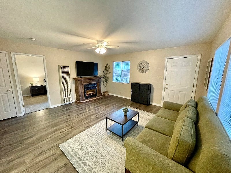 Furnished Finder property 450222_1 photo 3