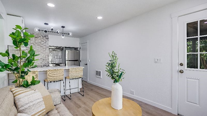 Furnished Finder property 450278_1 photo 5