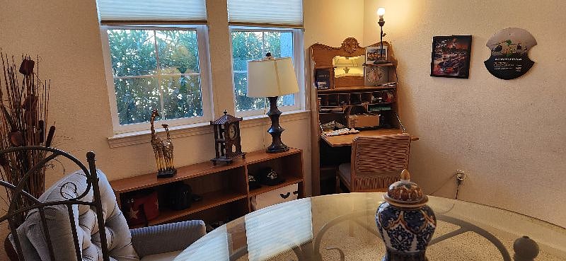 Furnished Finder property 450283_1 photo 3