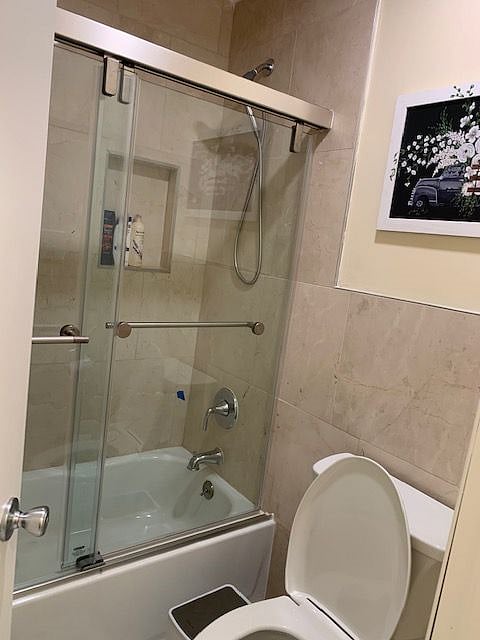 Luxury bathroom #2/ Bathtub shower