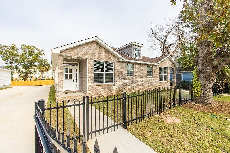 Furnished Finder property 450352_1 photo 11