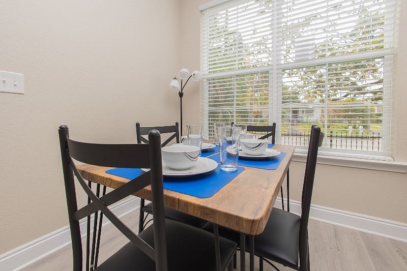 Furnished Finder property 450352_1 photo 37