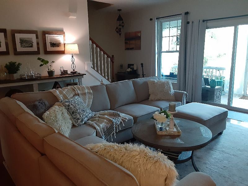 Furnished Finder property 450361_1 photo 3
