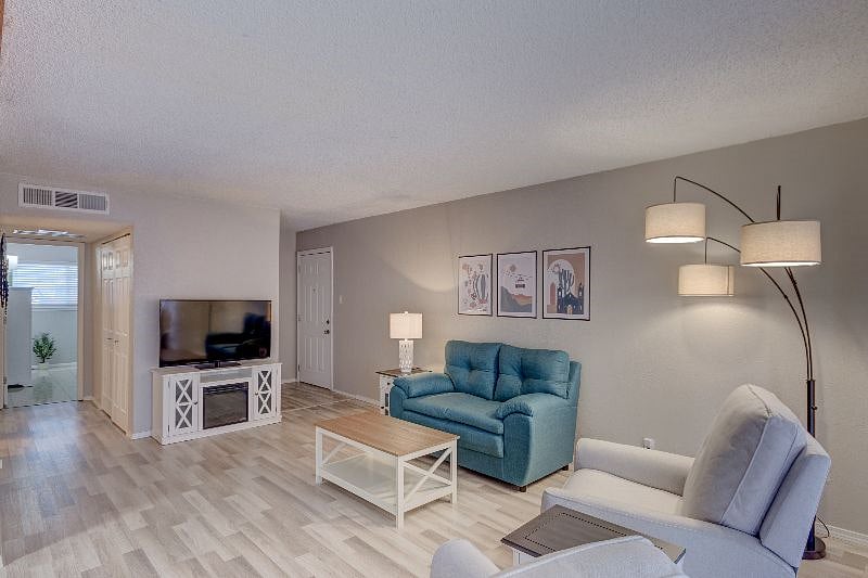 Furnished Finder property 450362_1 photo 3