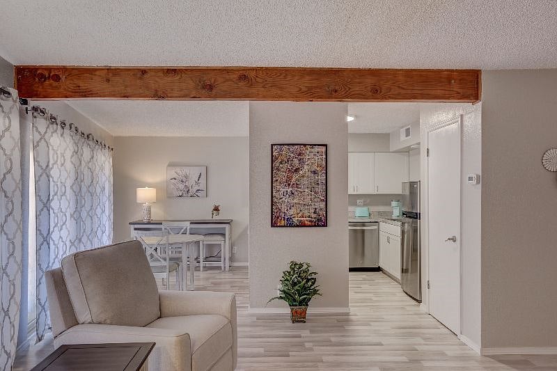Furnished Finder property 450362_1 photo 8