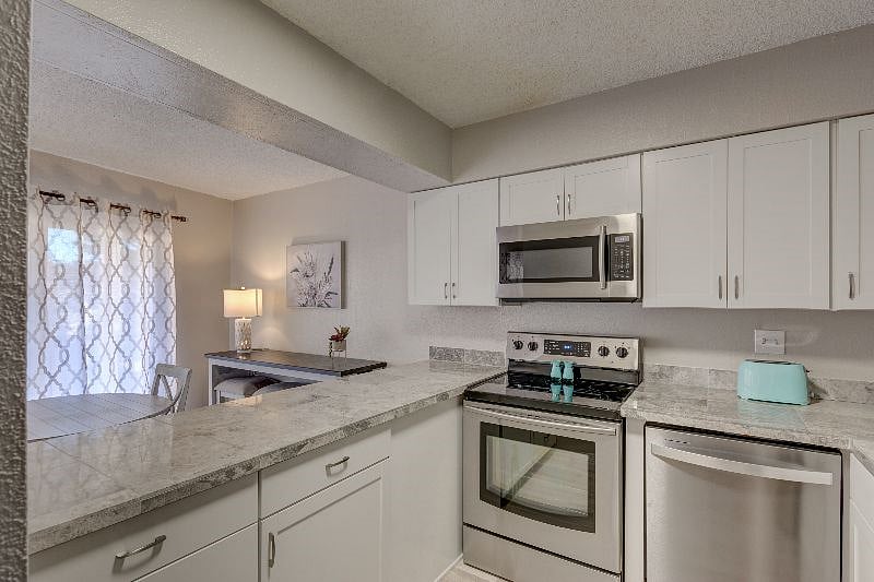 Furnished Finder property 450362_1 photo 10