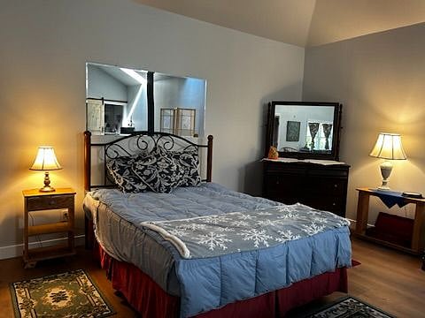 Queen Bed, Vintage Dresser 