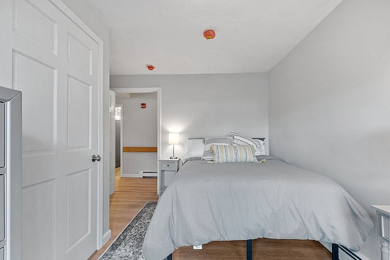Furnished Finder property 450396_2 photo 17